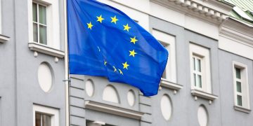 Европейские-правые-раскритиковали-Брюссель-за-поддержку-Киева-и-антироссийские-санкции