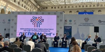 Представители ЕАБ приняли участие в Евразийской выставке-конгрессе лёгкой промышленности «ЛЕГПРОМ СНГ+»