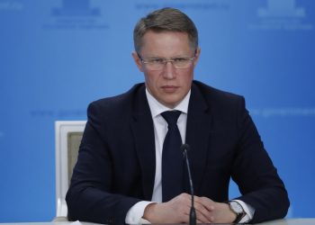 Мурашко: России необходим лекарственный суверенитет и свои разработки