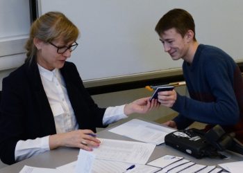 Эксперимент по переводу студенческих билетов и зачеток стартует в России с 25 апреля