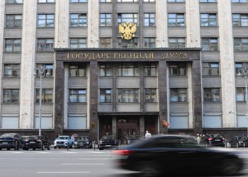 Спиридонов предложил расширить льготную программу арендного жилья на Арктическую зону