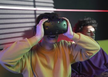В иркутском Доме молодежи появились кибер-класс и VR-арена