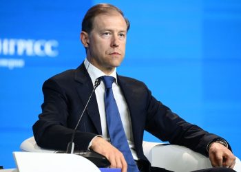Денис Мантуров: российские металлурги вложат 3,5 трлн рублей в новые инвестпроекты