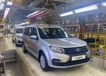 В конце сентября «АвтоВАЗ» запустит производство электромобиля е-Largus