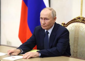 Владимир Путин: Экономика России должна развиваться на базе собственных технологий