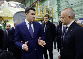 Алиханов назвал Новосибирскую область важнейшим центром российского авиастроения