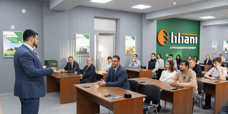 В Алтайском университете открылась брендированная аудитория отечественной компании