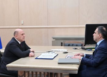Мишустин отметил успехи «Сибура» в условиях санкций