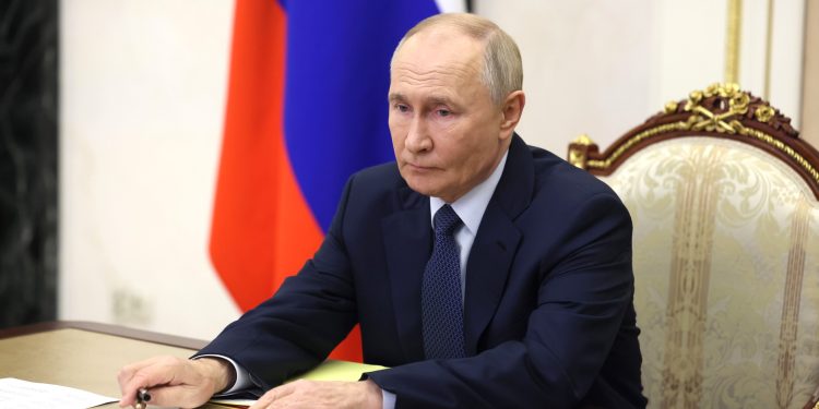 Кабмин подготовит предложения по подготовке ИТ-специалистов