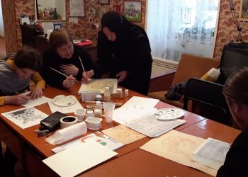 Лицевое и золотное шитье: история матушки Агнии и её пути к возрождению