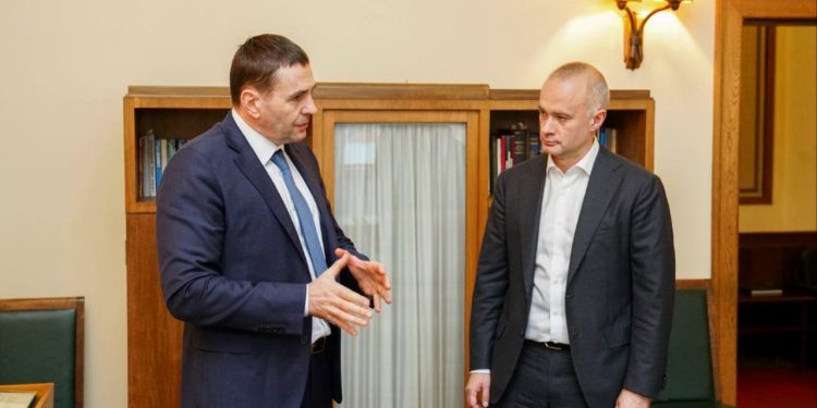 В Комсомольске-на-Амуре построят центр для сборки двигателей самолетов SJ-100