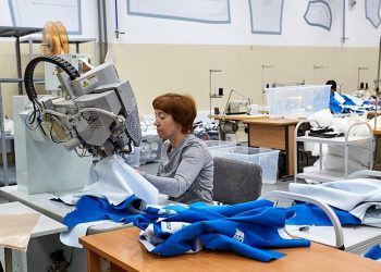 Оборот московских производителей текстиля и одежды вырос на 42%