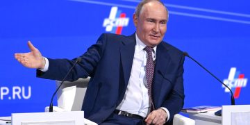Путин призвал к сдерживанию инфляции и снижению уровня безработицы в стране