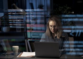 Эксперт: бизнес активизирует вложения в обучение специалистов по информационной безопасности
