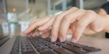 Названы перспективные IT-профессии для школьников
