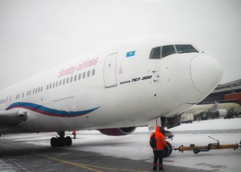 Томские ученые создали систему для борьбы с обледенением крыльев самолета