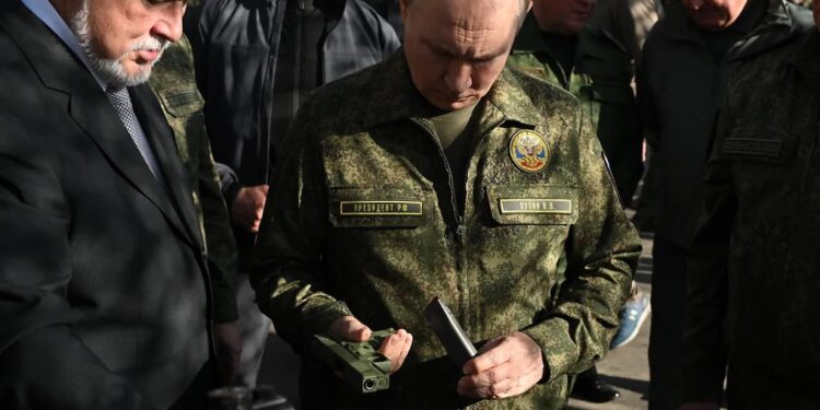 Путин оценил оборонные технологии на полигоне «Мулино»