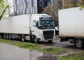 В России разрабатывают интеллектуальную систему-ассистента для грузовиков