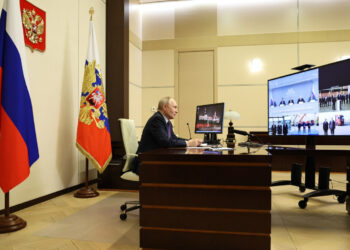 Путин поблагодарил КамАЗ, «Яндекс» и Navio за развитие беспилотных технологий