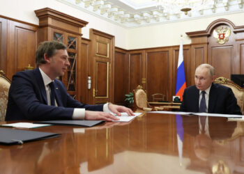 Владимир Путин похвалил главу «Аэрофлота» за итоги работы