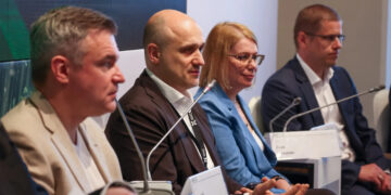 Роскосмос переходит на генеративный дизайн и нейросети