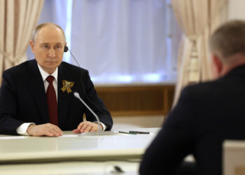 Путин обсудил с Фицо падение объёмов торговли и международную повестку