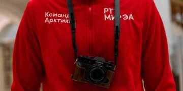 Студенты возвращают Арктике её первозданный вид