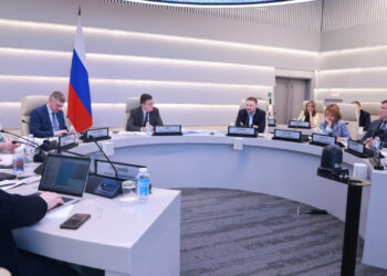 Новак поручил разобраться с балансом на рынке труда