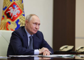 Путин обсудил с правительством запуск нового инвестиционного цикла