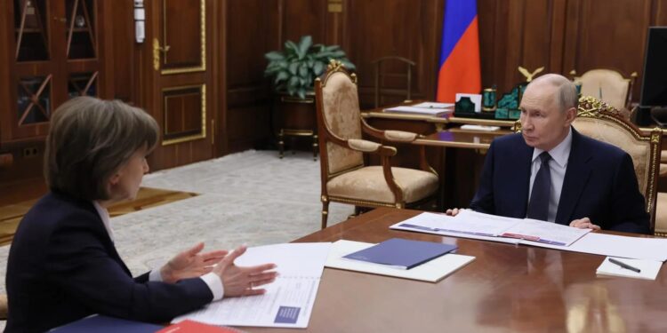 Президент поручил нарастить экспорт на две трети к 2030 году