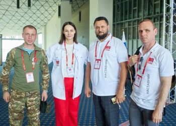 Наставники Дальнего Востока соревнуются за выход в финал
