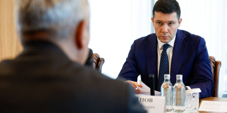 Промышленность Тюменской области выросла выше среднего по стране