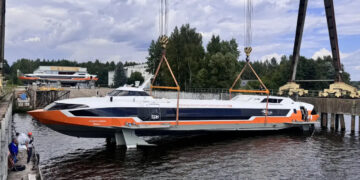 Восьмой «Метеор 120Р» спущен на воду в Нижегородской области