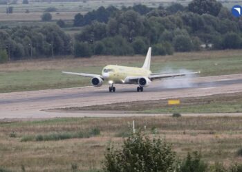 МС-21-310 совершил перелёт через полстраны