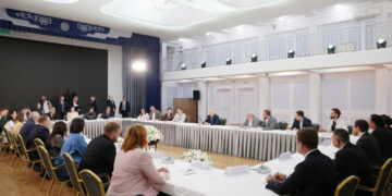 Путин призвал сохранять самобытность городов при модернизации
