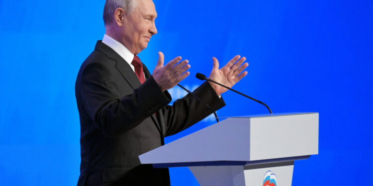 Путин пообещал поддержку «Единой России» на выборах