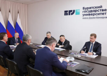 Президент поставил задачу обновить транспортный парк в городах России