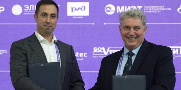 Учёные МФТИ разработают материалы для энергоэффективной электроники