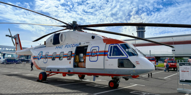 Вертолёт Ми-38ПС с рекордной дальностью представили для МЧС
