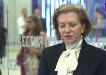 Попова назвала сроки оптимальной вакцинации от гриппа