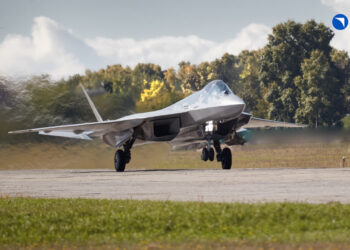 ВКС получили Су-57 в новом техническом облике