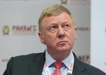 Аресты имущества Чубайса превышают сумму взысканий