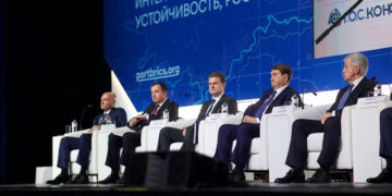 Россия предложила Трансарктический коридор как независимую инфраструктуру