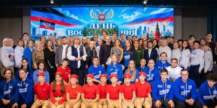 Аргентинский журналист рассказал о Донбассе московским студентам