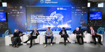 Защищать тезис о недопустимости регулирования интернета стало сложнее